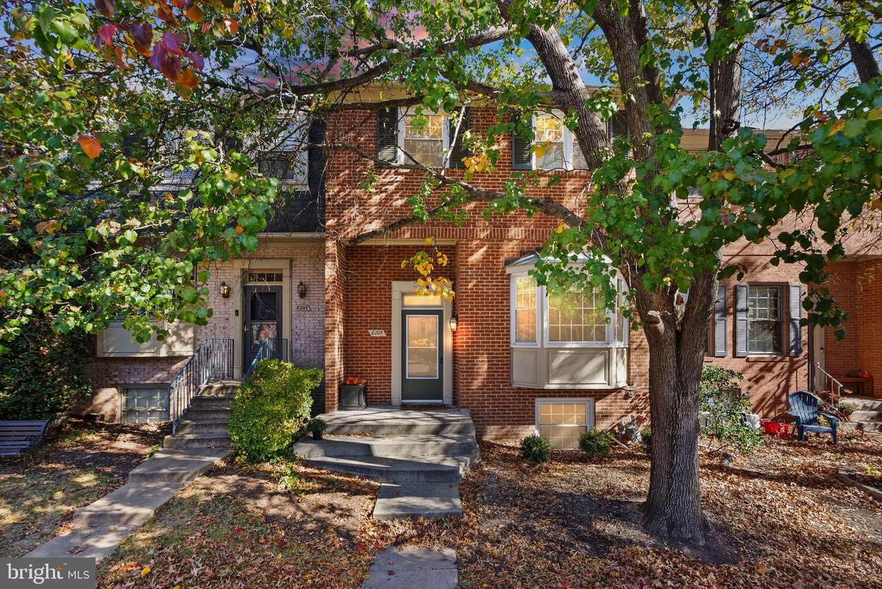 8205 Cedar Landing Court - Photo 1