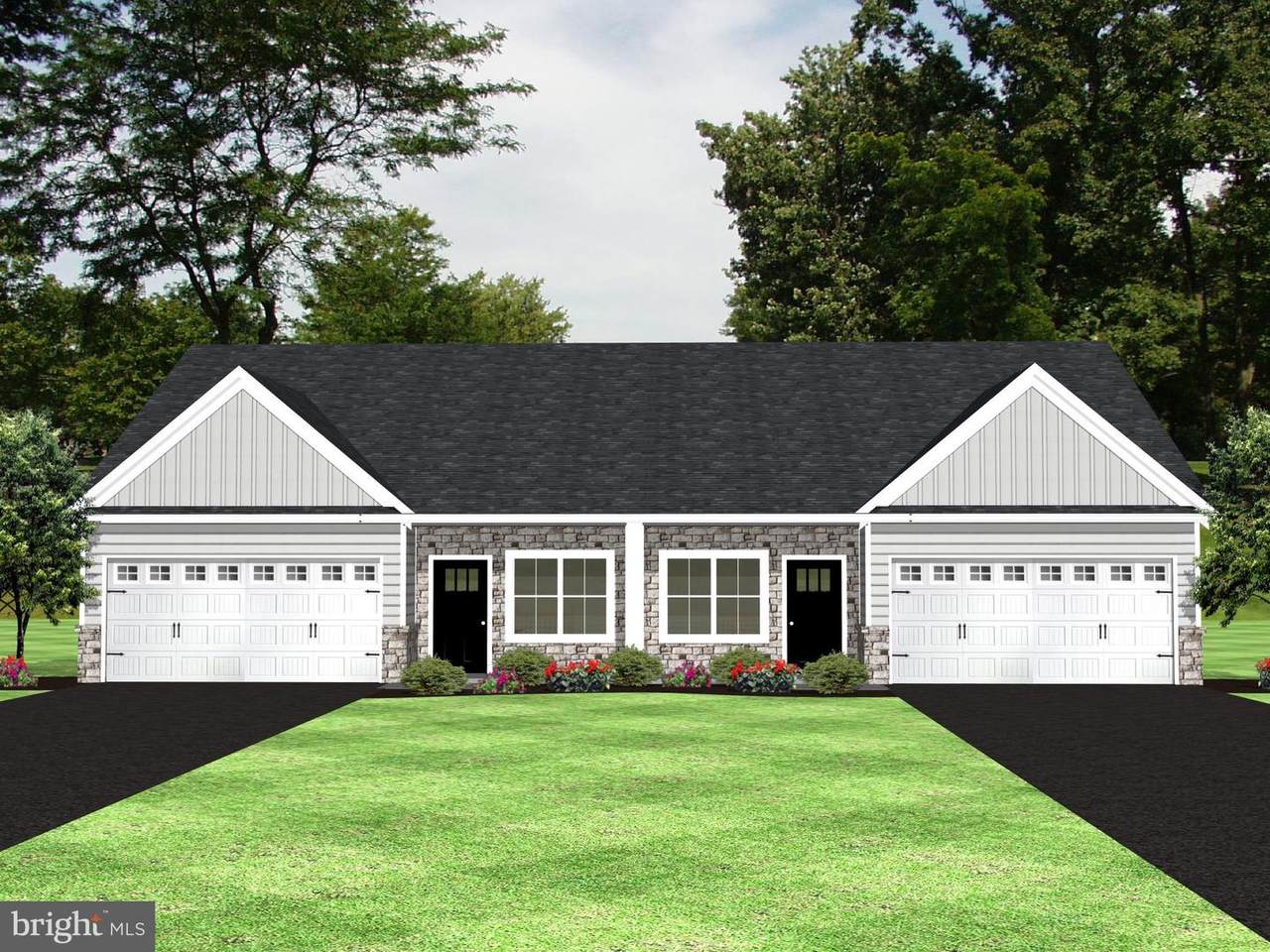 112 Hillard Field - Photo 1