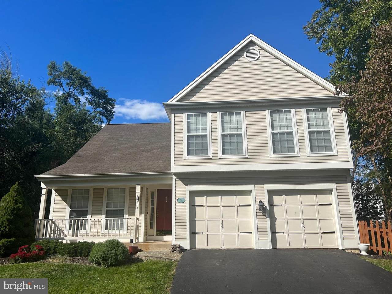 407 Deerpath Avenue - Photo 1