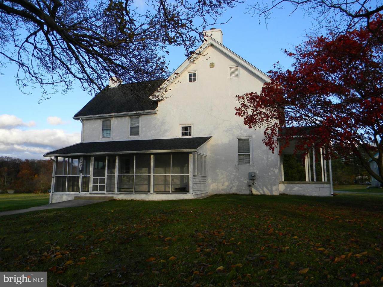 863 Lombard Road - Photo 1