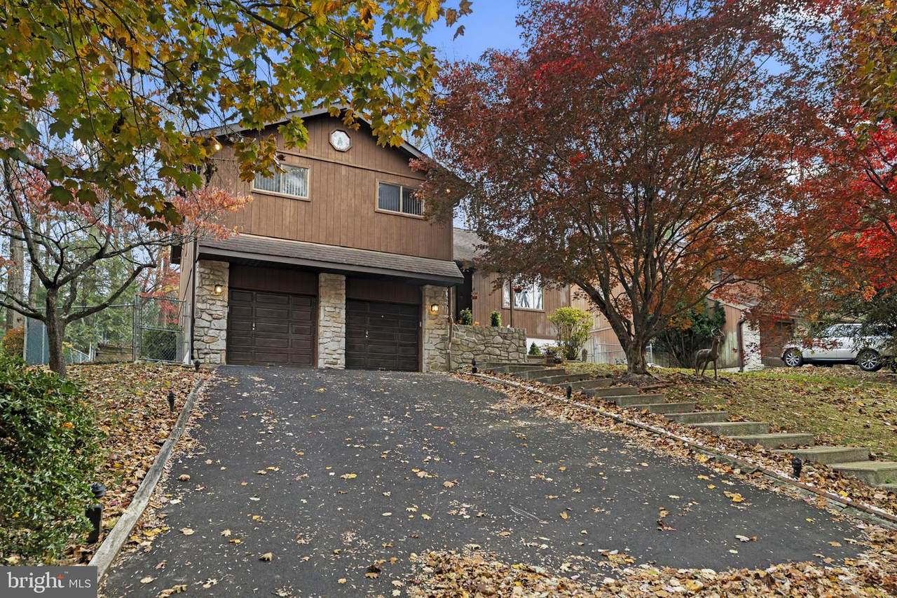 945 Manatawna Avenue - Photo 1