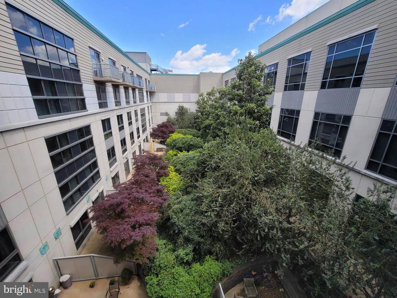 777 7TH Street - Photo 1