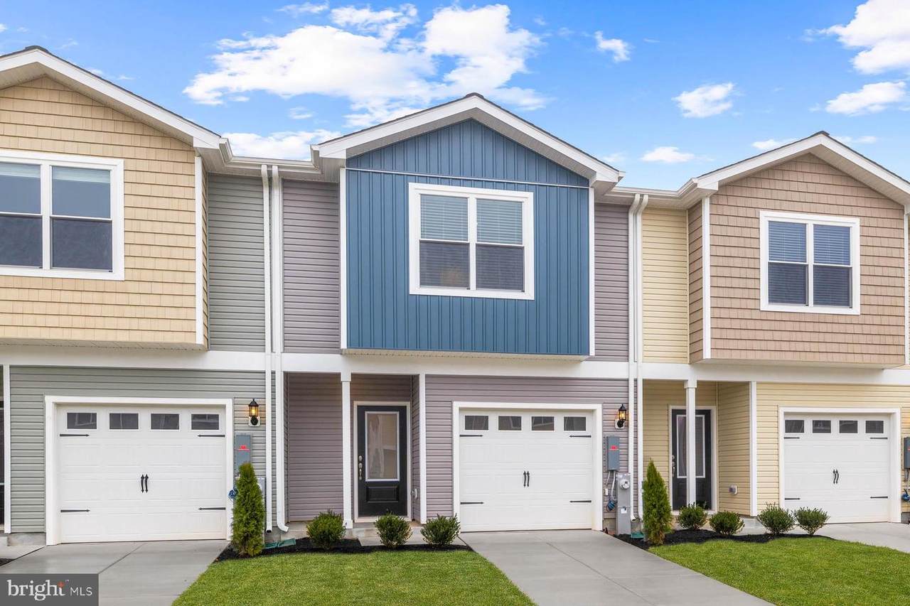 8153 Bartholomew Court - Photo 1