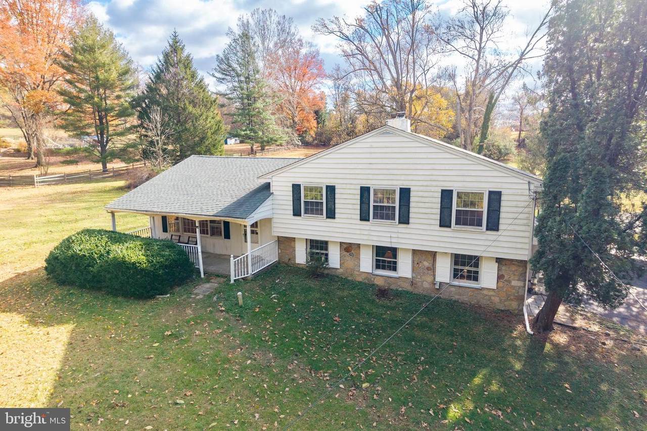 11 Ivy Lane - Photo 1