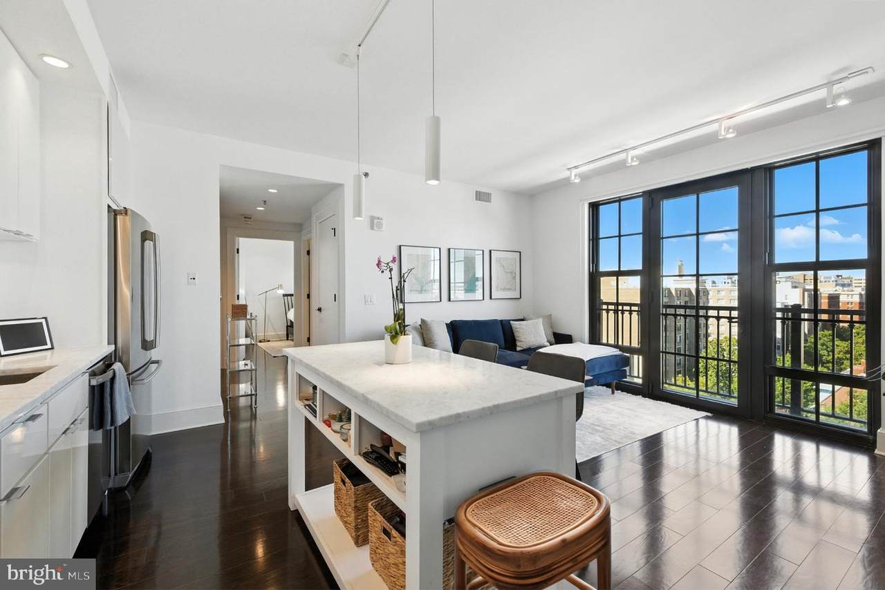 1011 M Street - Photo 1