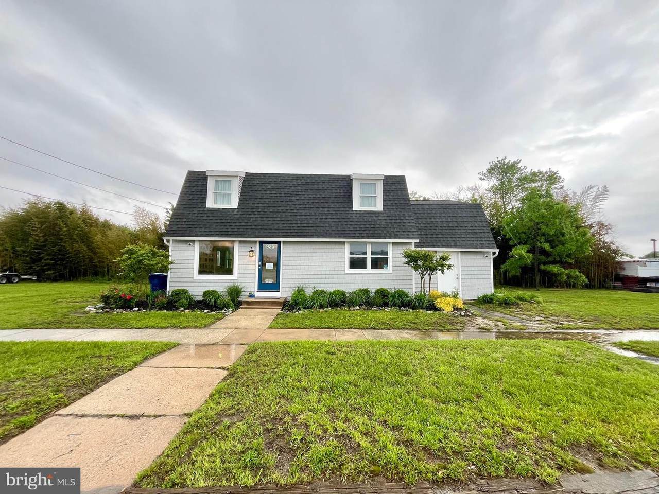 935 Radio Road - Photo 1