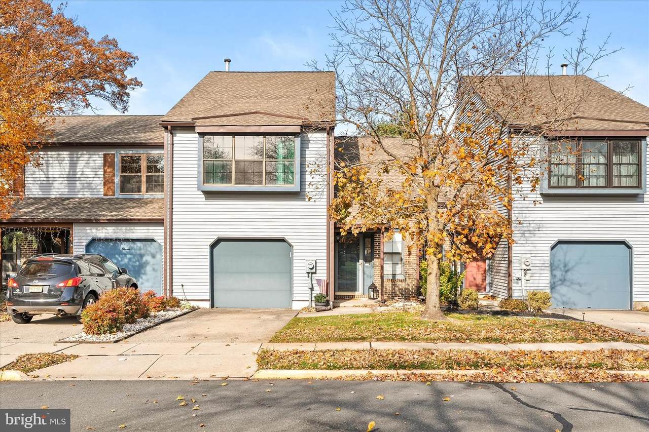 10 Deborah Court - Photo 1