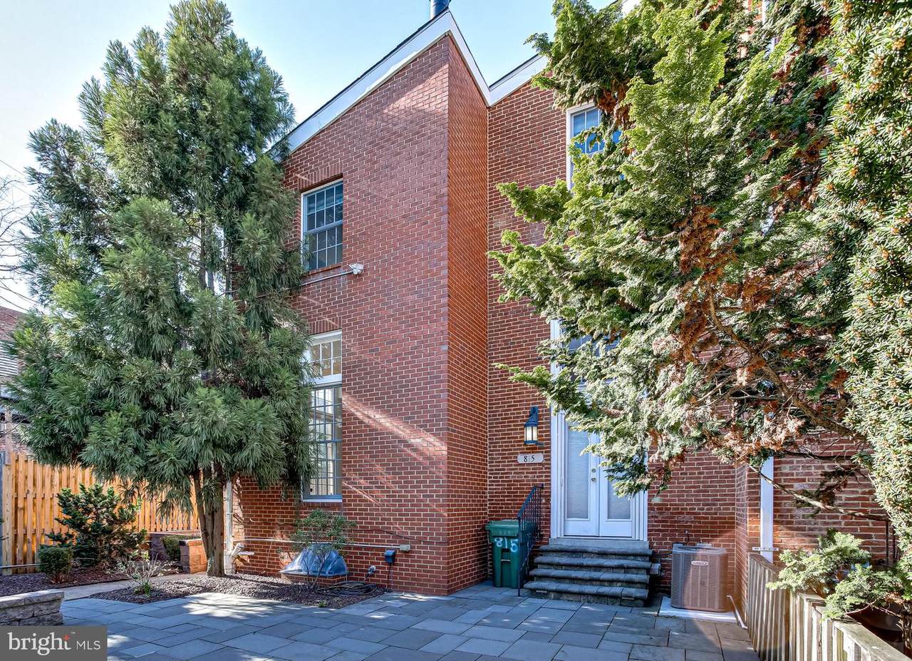 815 Sharp Street - Photo 1