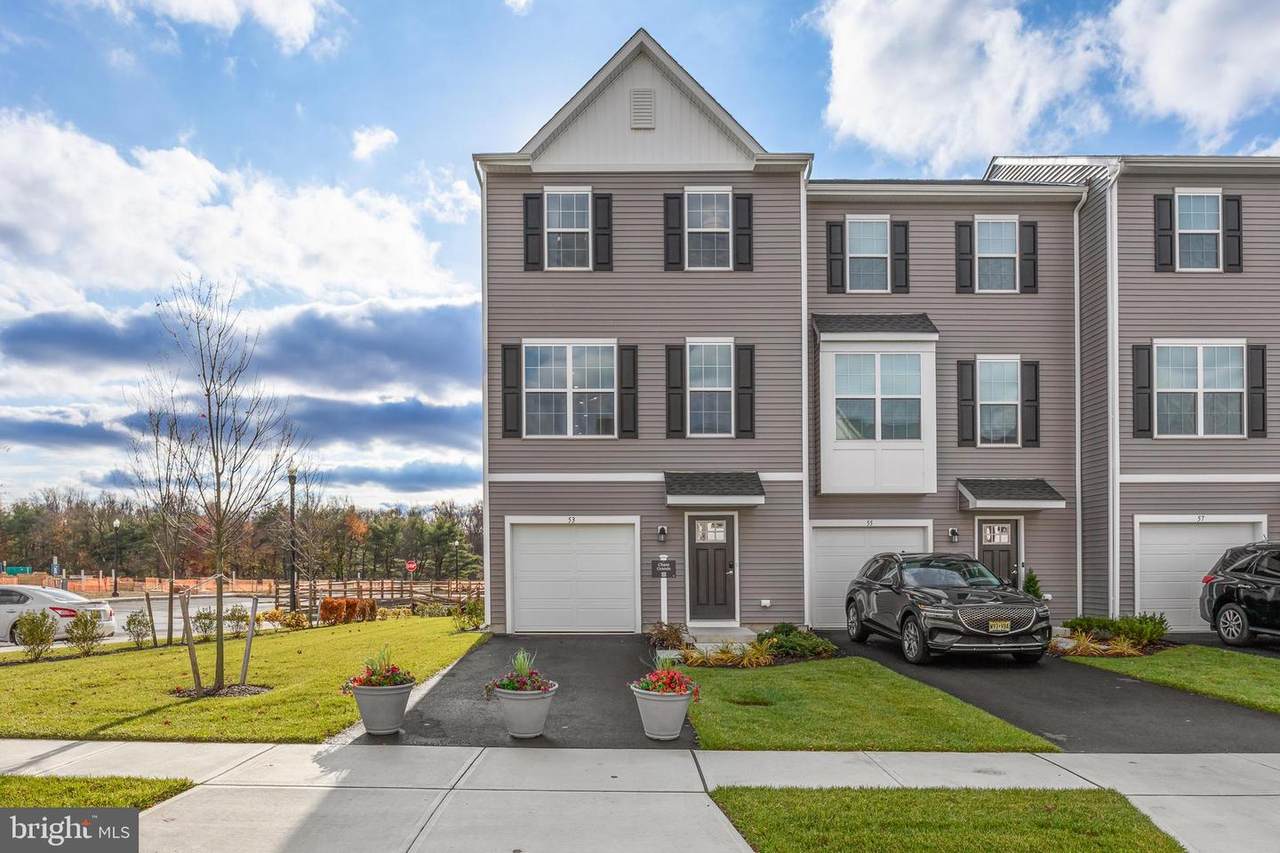 107 West End Ave - Photo 1