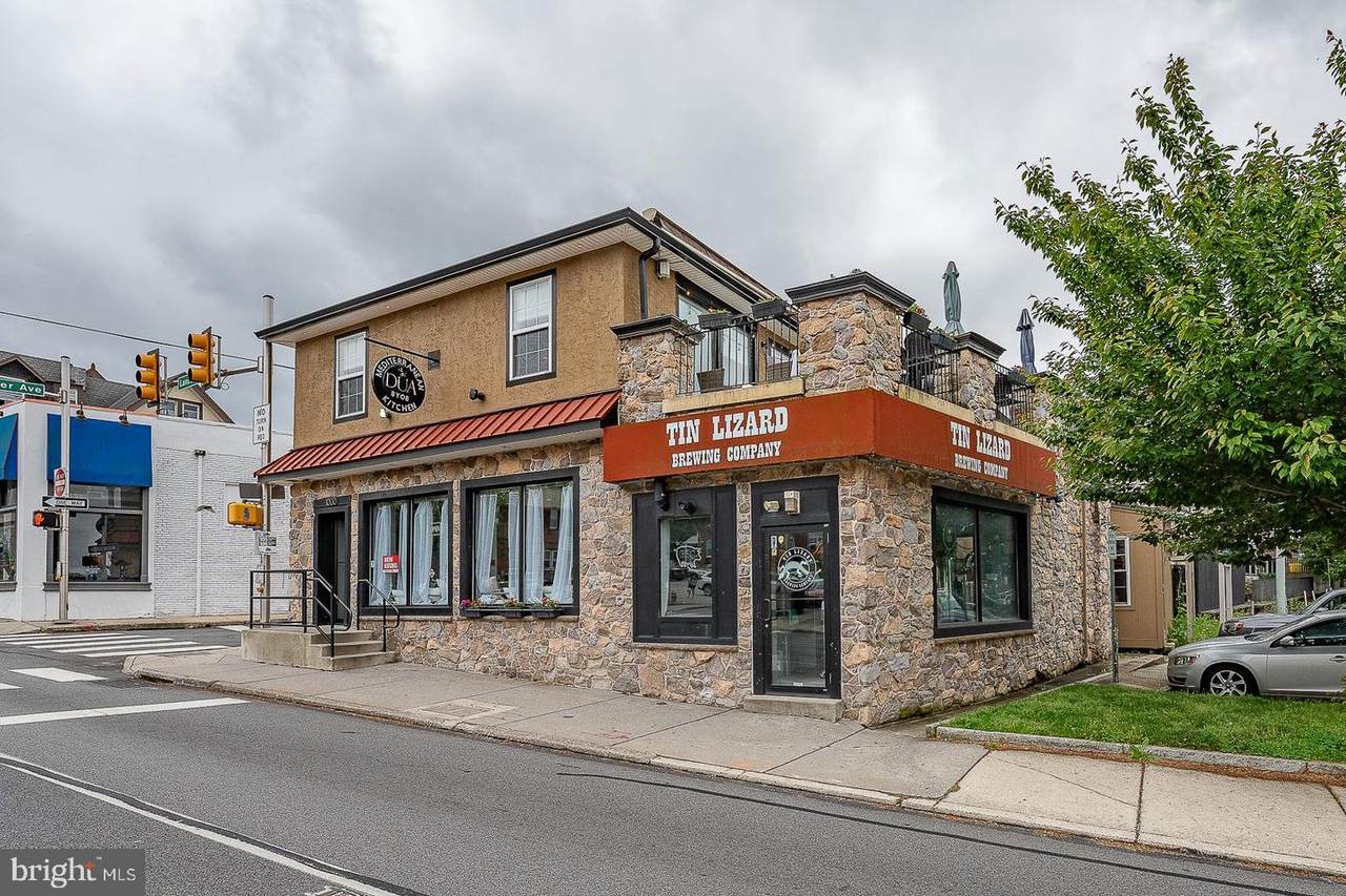 1000 W. Lancaster - Photo 1