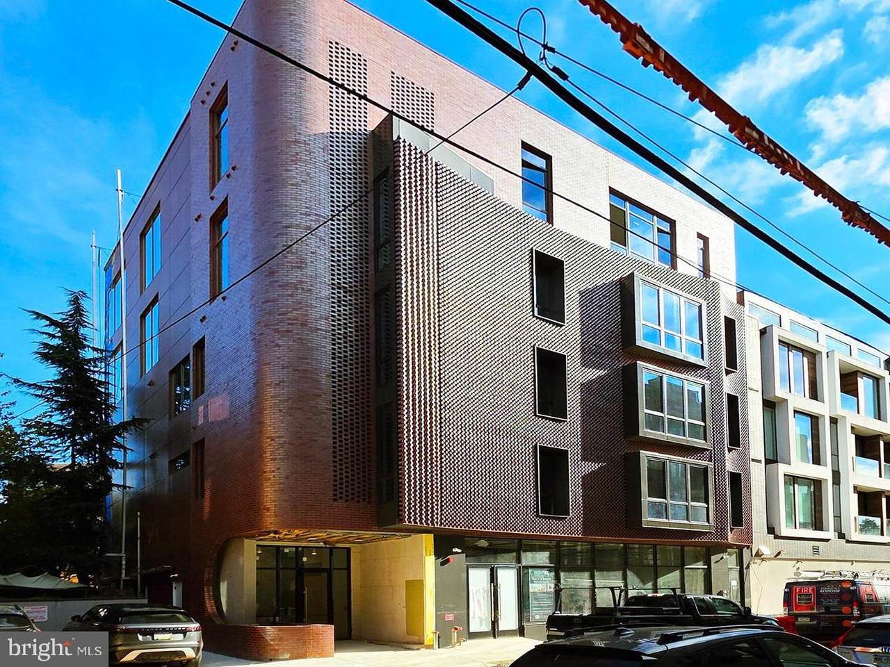 617 24TH Street - Photo 1