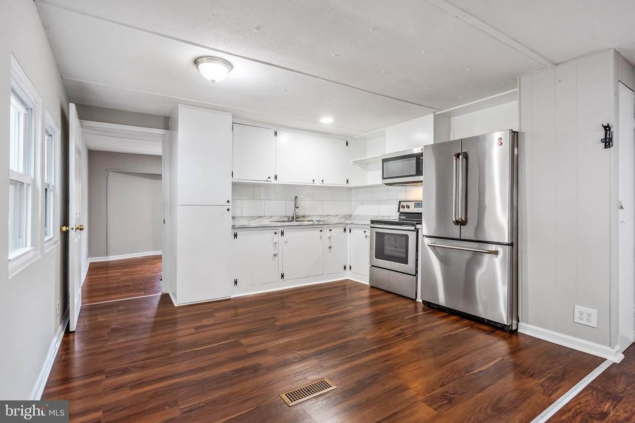 7805 Tayloe Drive - Photo 1