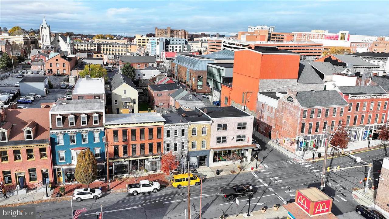 207 King Street - Photo 1