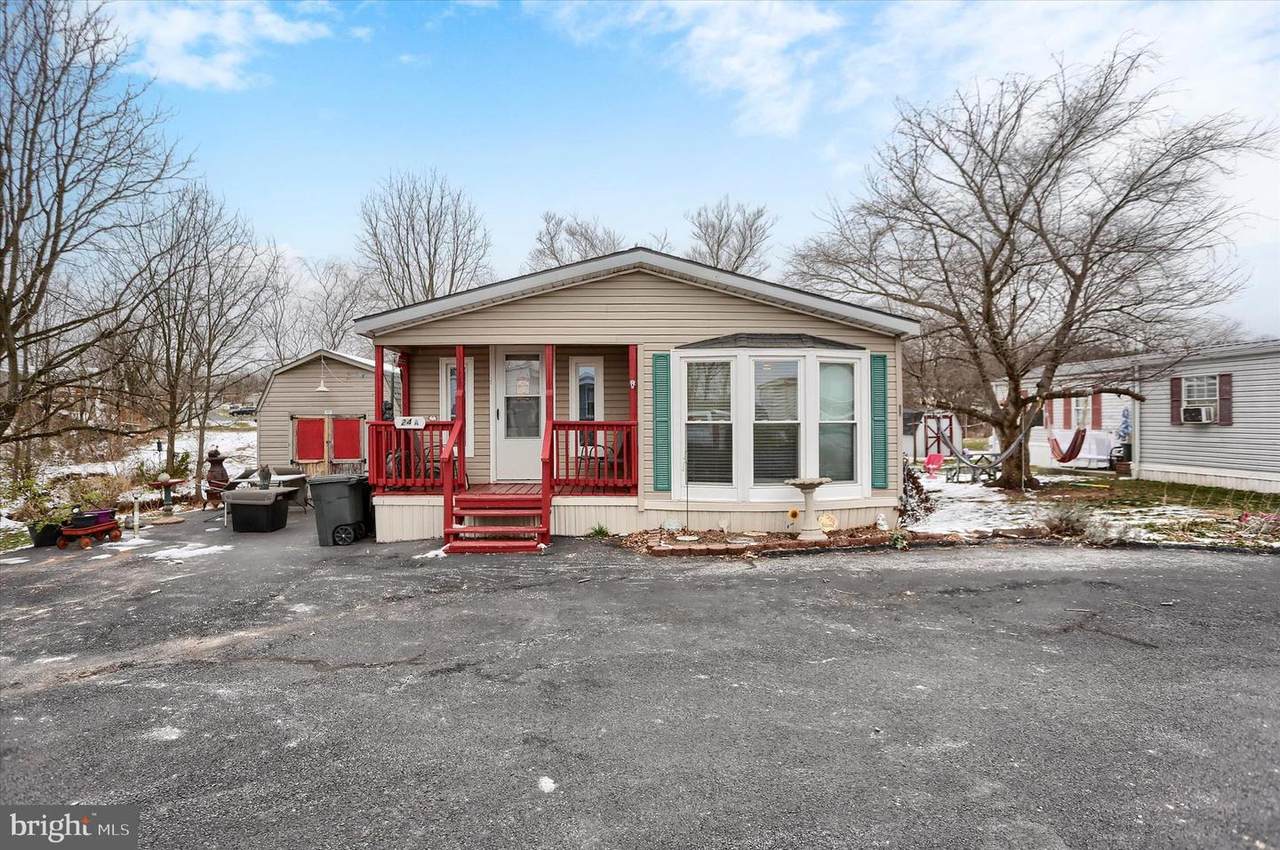 24-24A Reo Dr - Photo 1