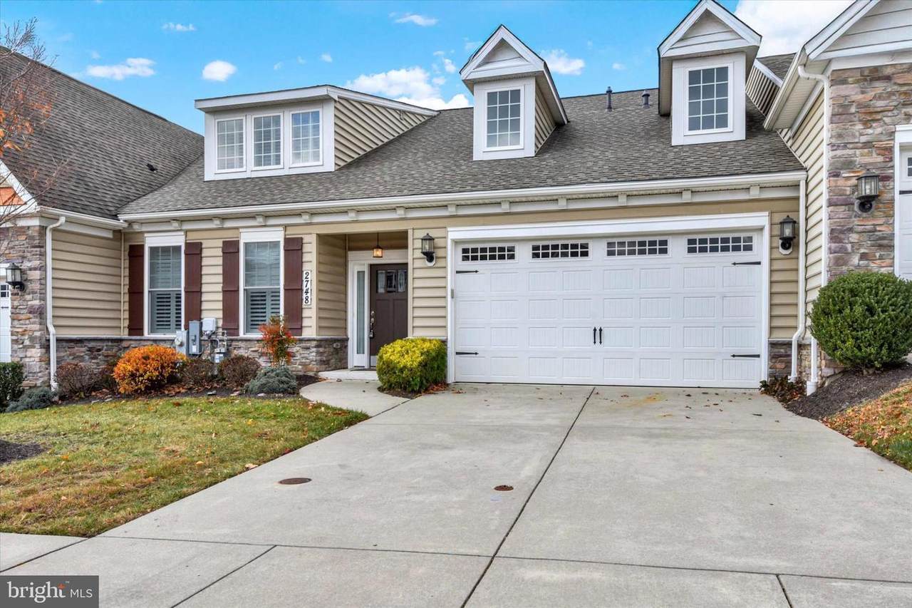 2748 Vistas Drive - Photo 1