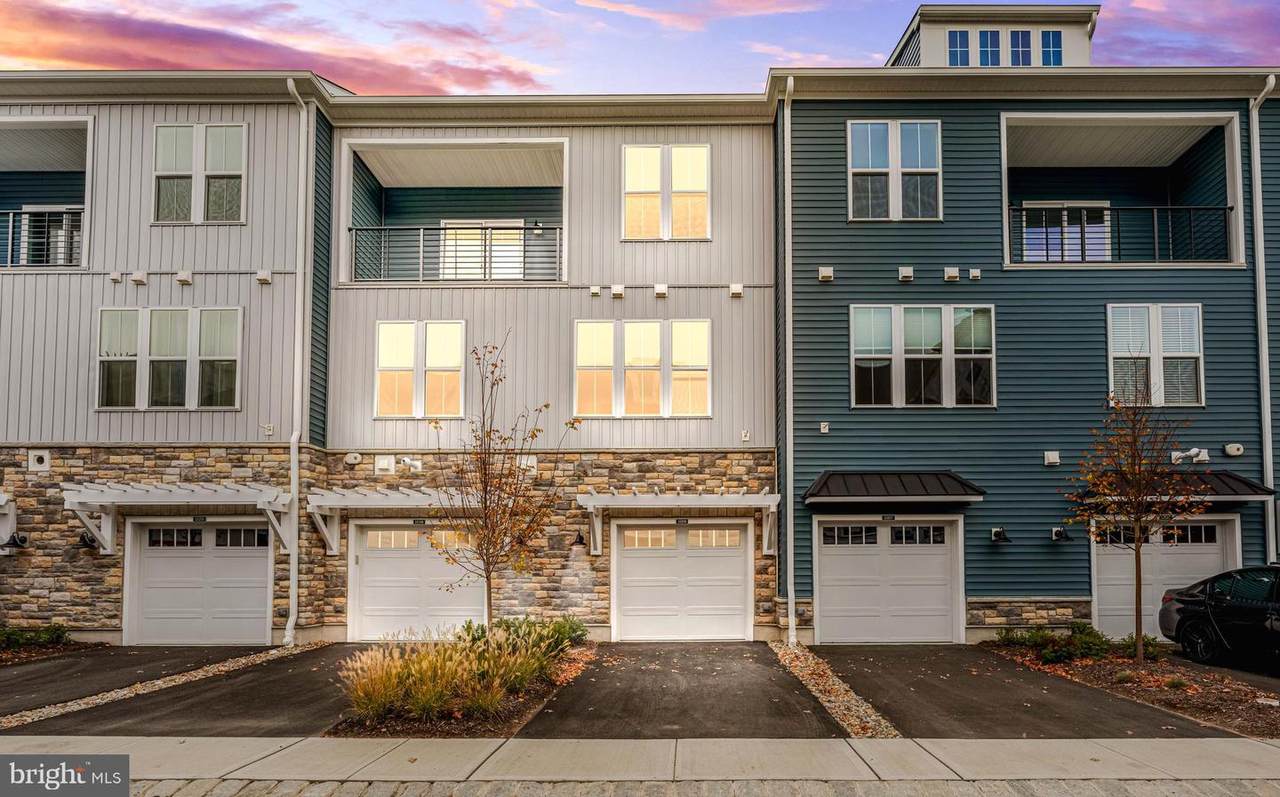 10206 Donatello Drive - Photo 1