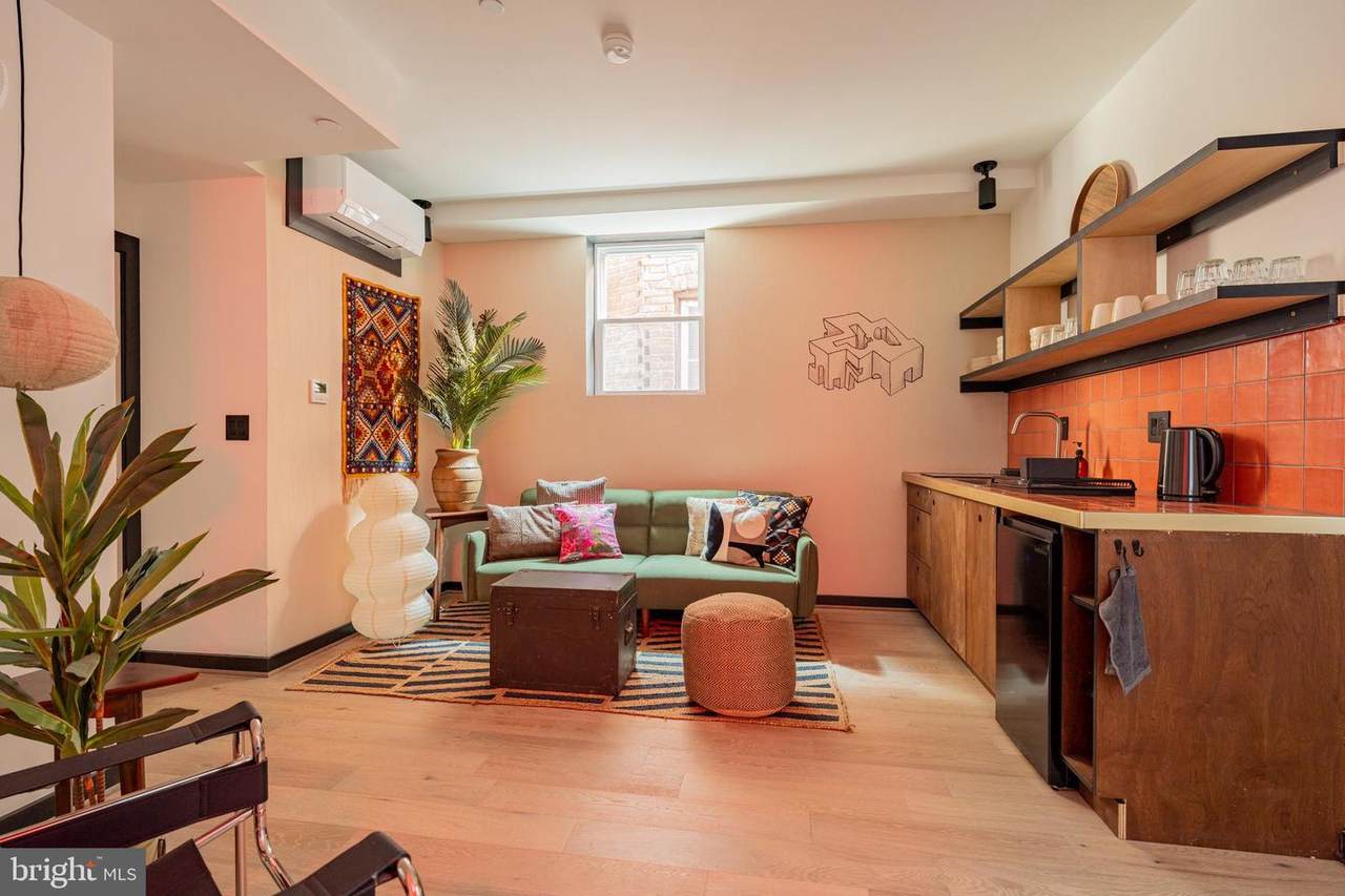 1480 Chapin Street - Photo 1