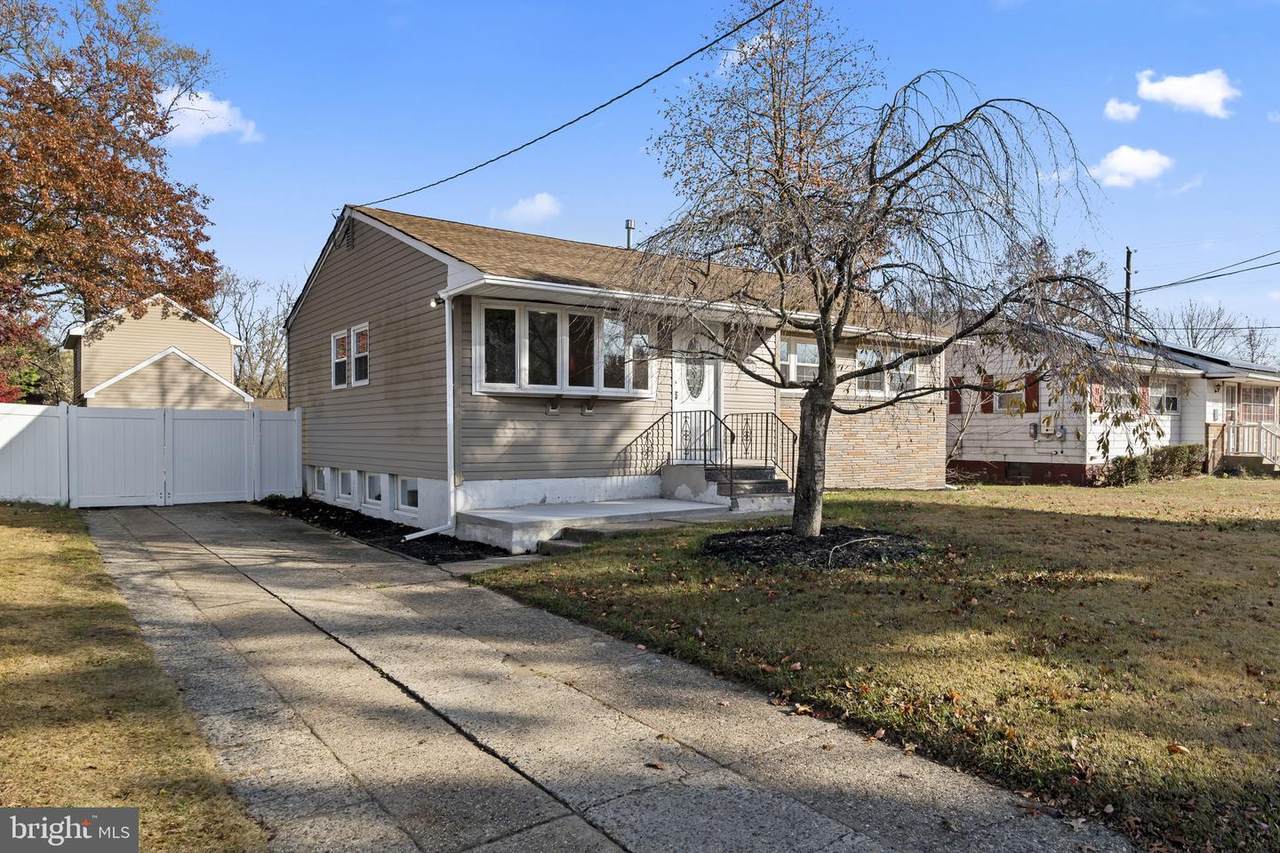 418 Delview Lane - Photo 1