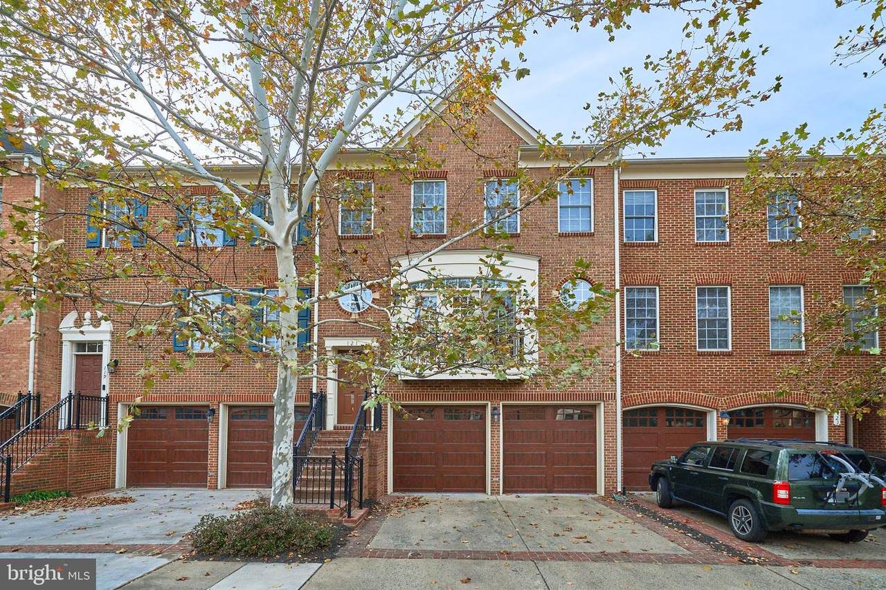 121 Herndon Mill Circle - Photo 1