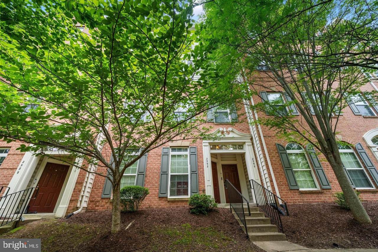 2593 Eastbourne Drive - Photo 1