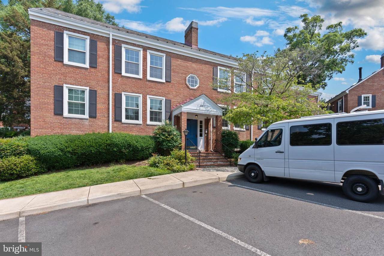 4811 29TH Street - Photo 1