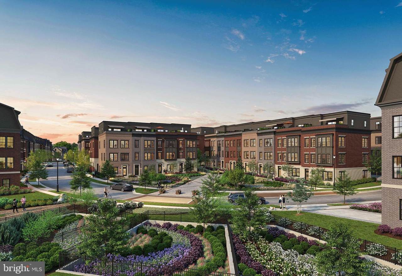 4910 Strathmore Avenue - Photo 1