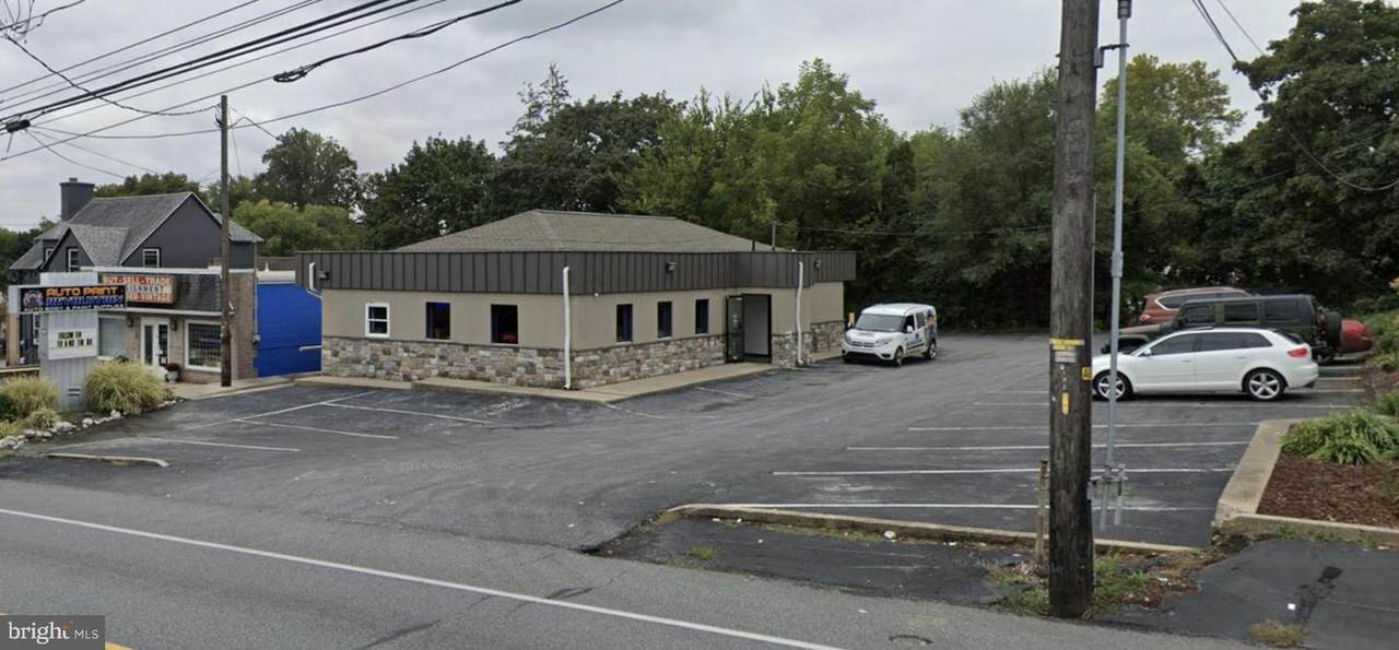 1820 Columbia Avenue - Photo 1