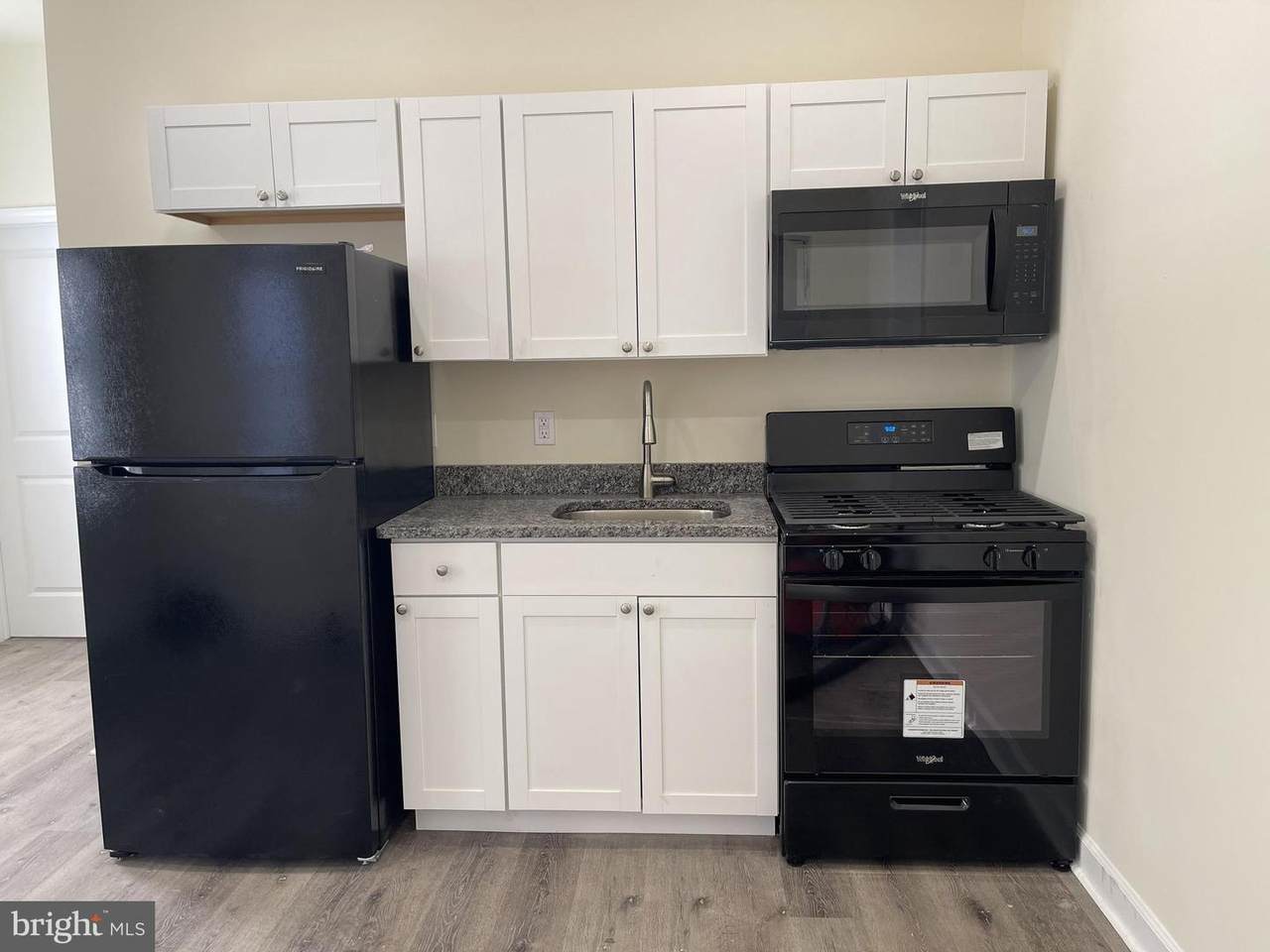 351-349 Oakwood Avenue - Photo 1