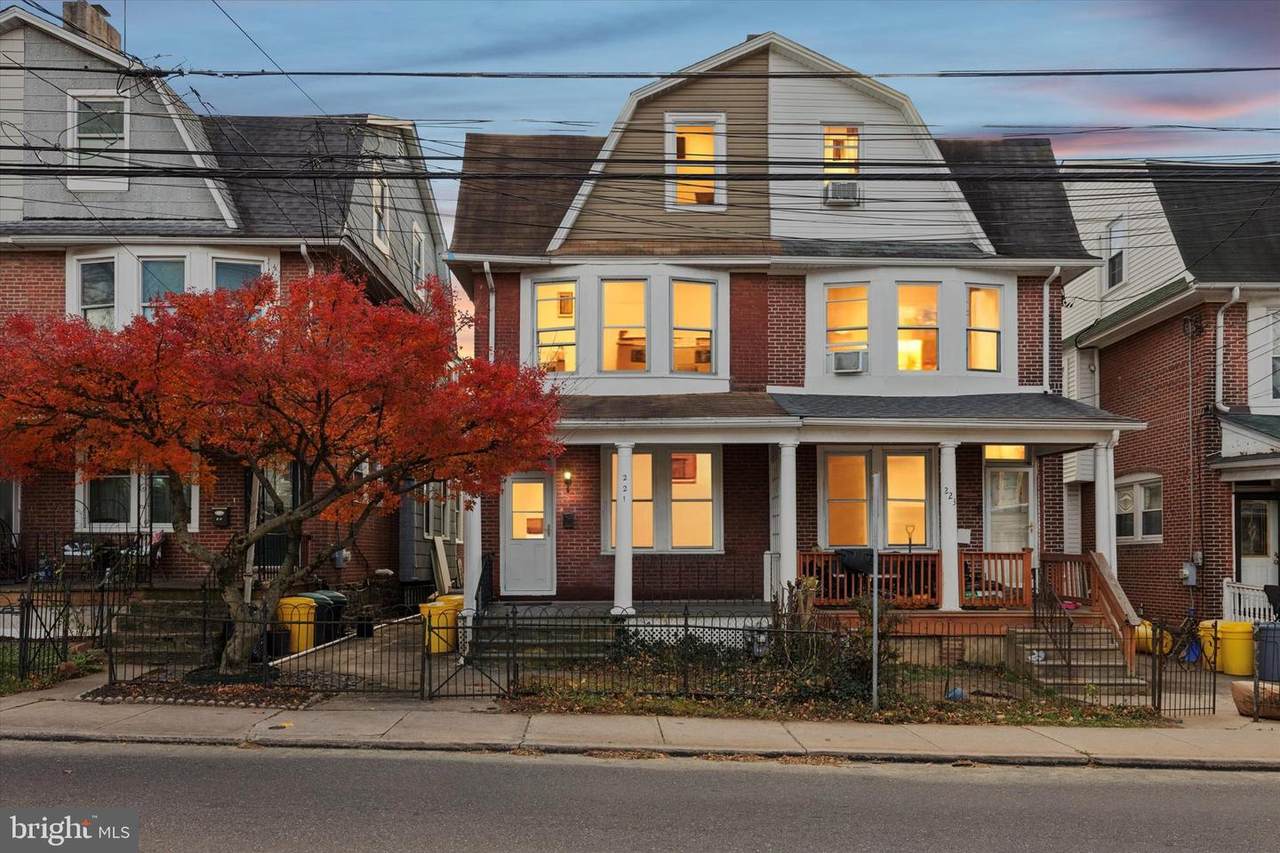 221 Ardmore Avenue - Photo 1