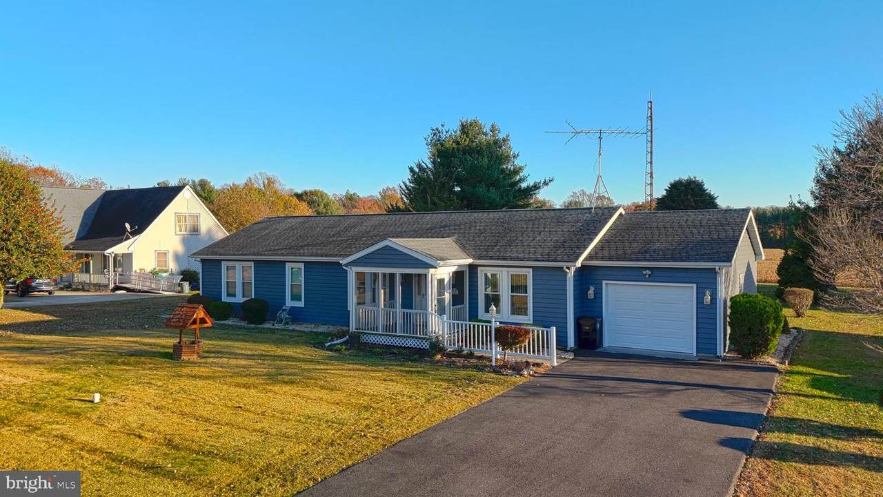 276 Beechwood Avenue - Photo 1