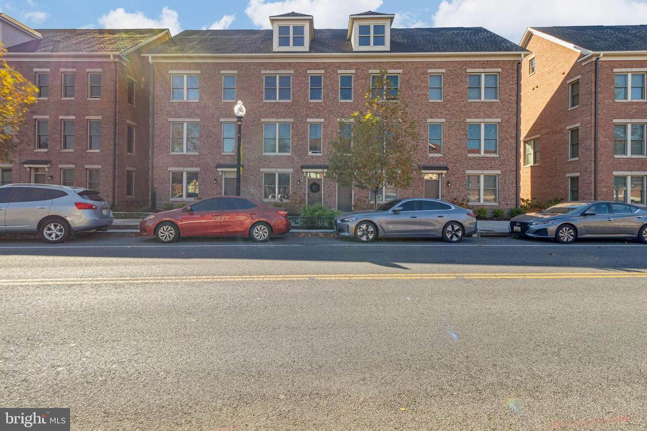 935 Sycamore Drive - Photo 1