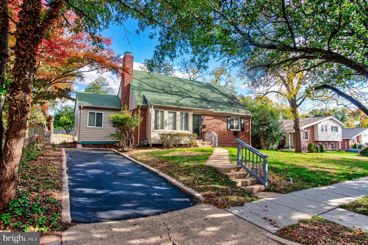 495 Pickett Street - Photo 1