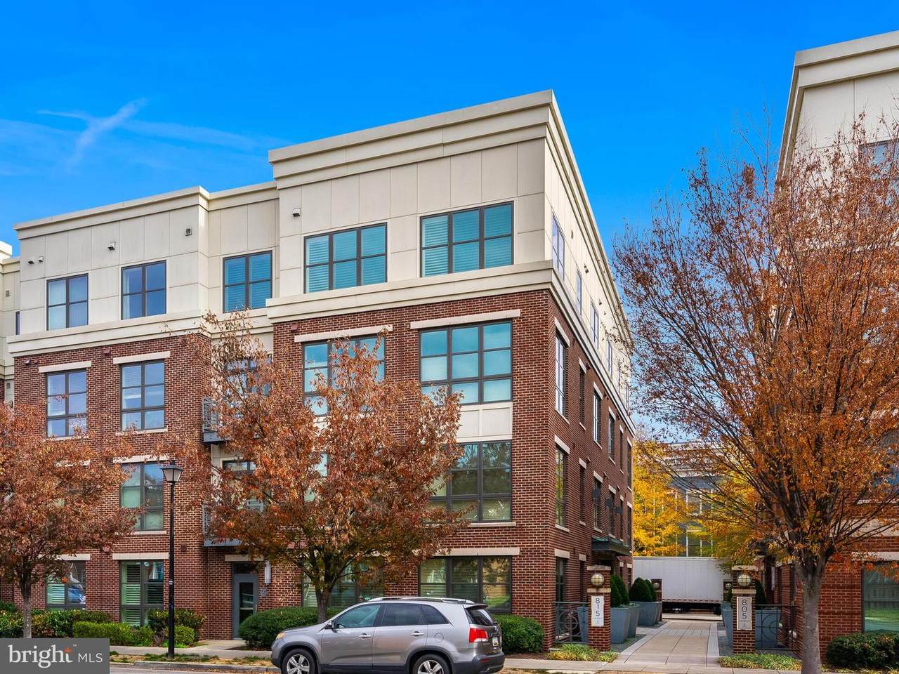 815 Patrick Street - Photo 1