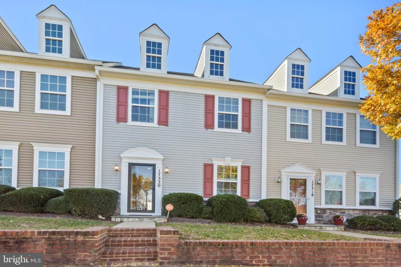 17320 Library Boulevard - Photo 1