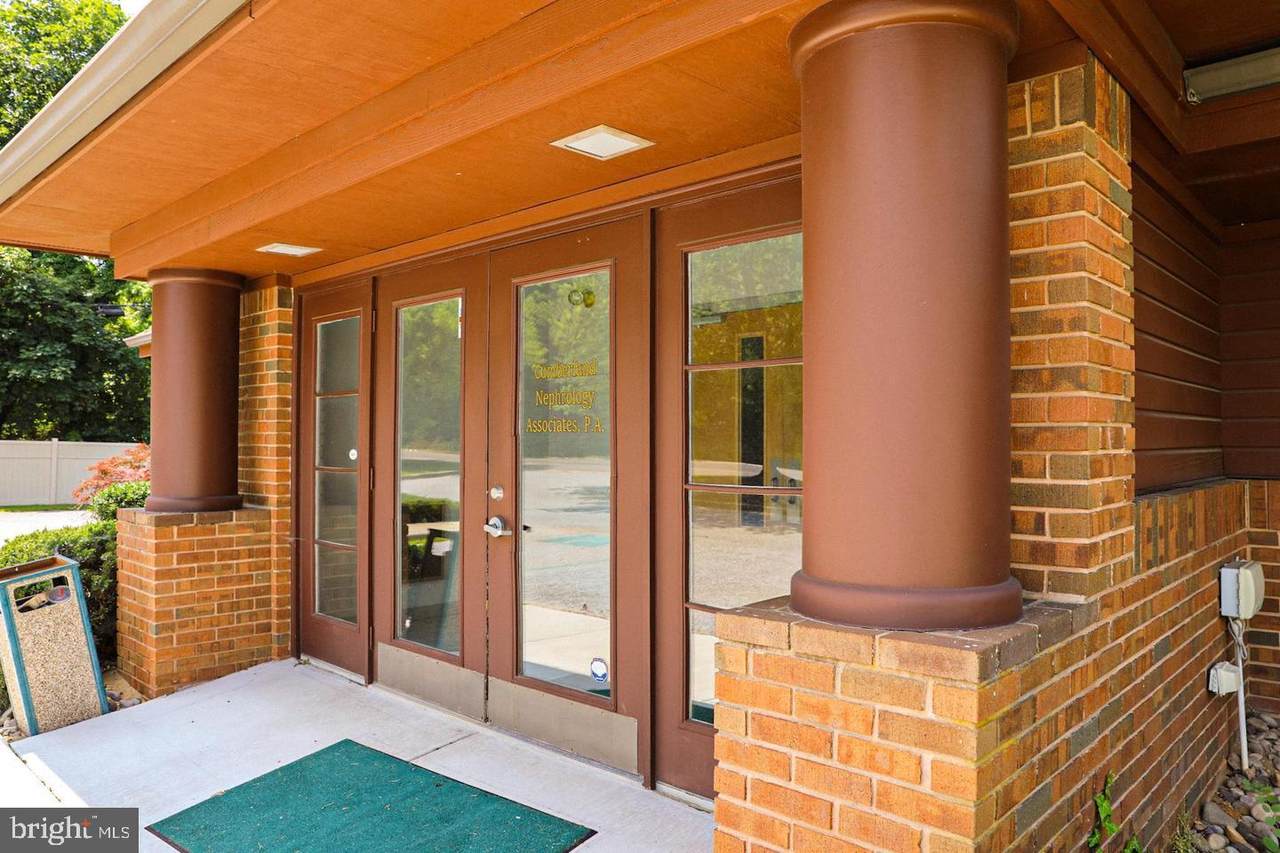 70 Manheim Avenue - Photo 1