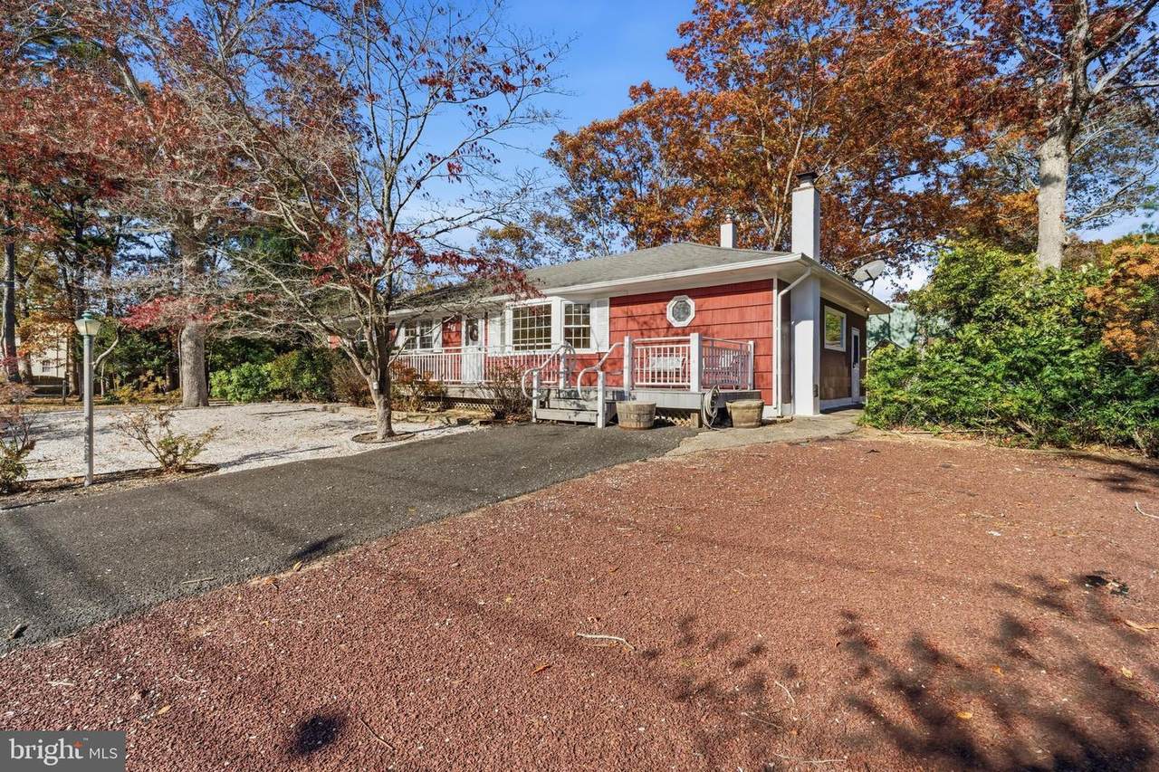 218 Holly Avenue - Photo 1