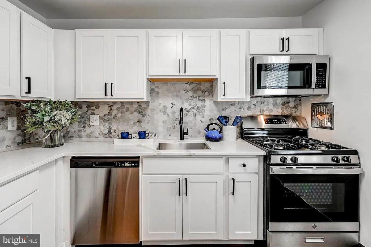 4000 Linkwood Road - Photo 1