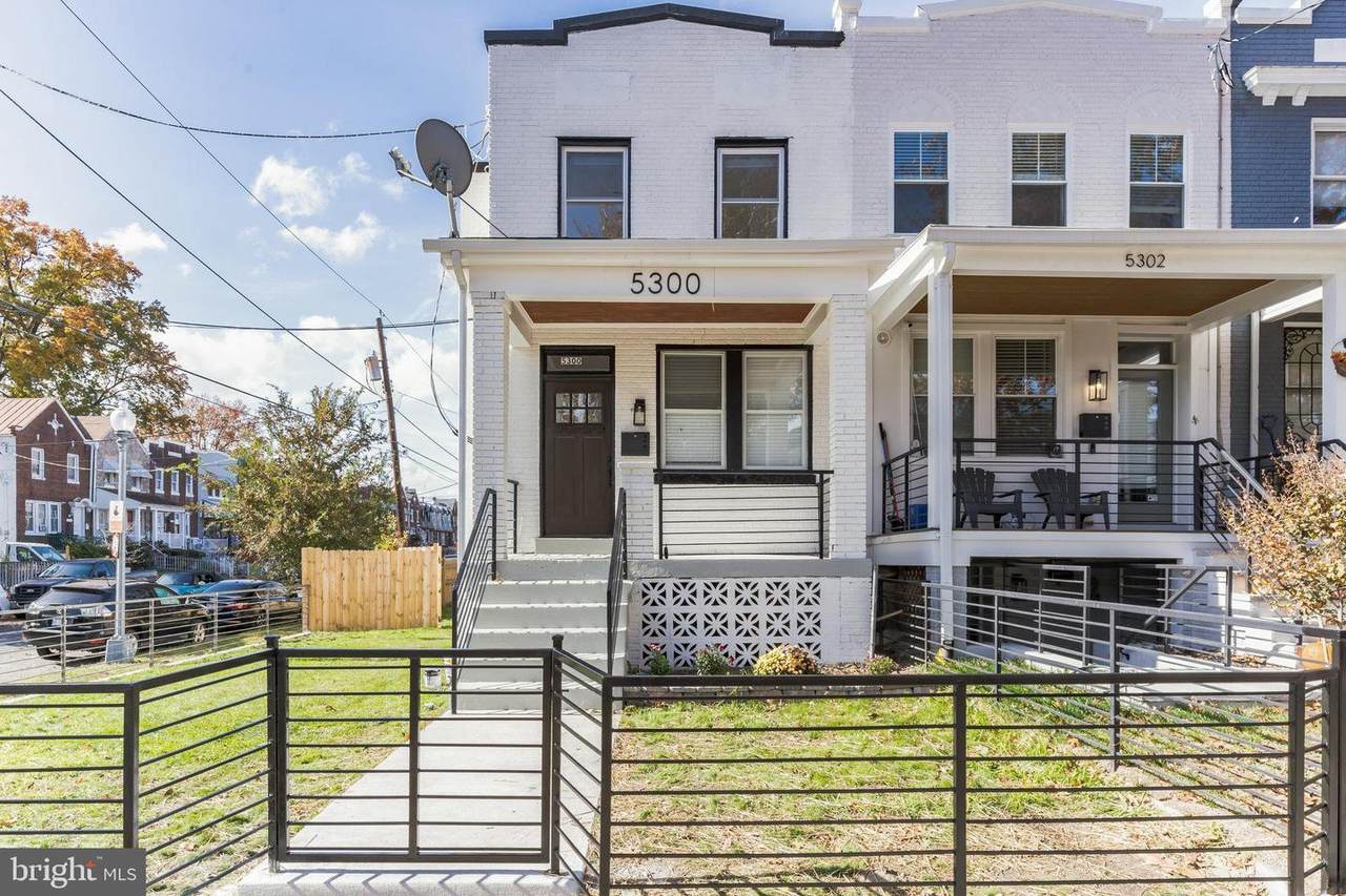 5300 5TH Street - Photo 1