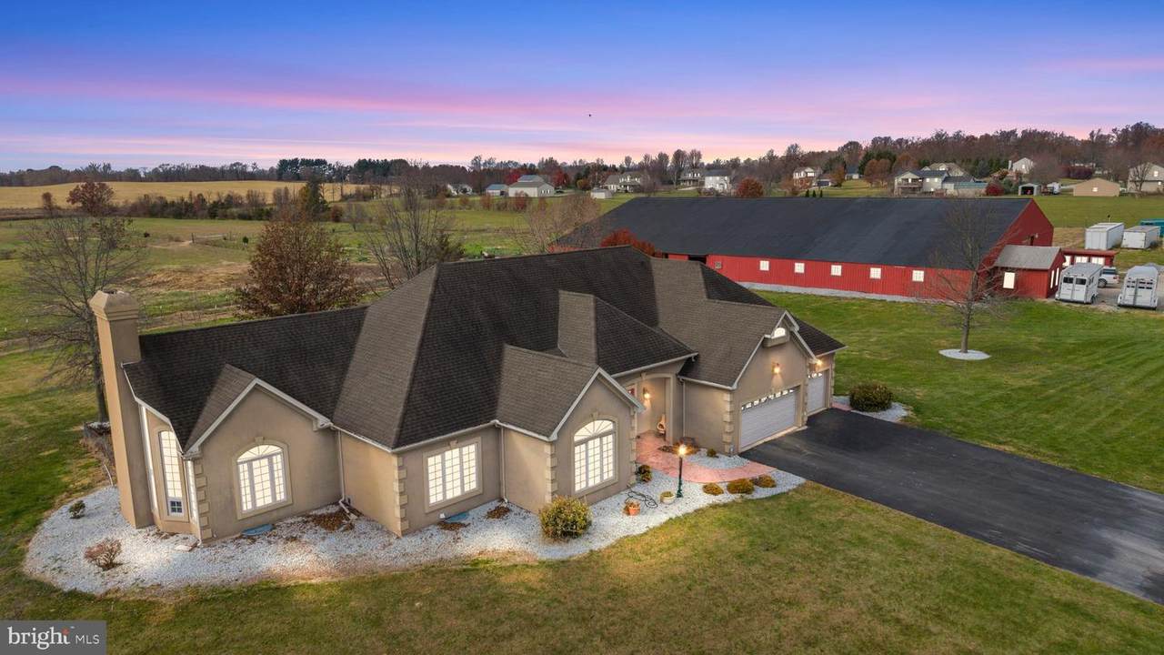 334 Rolling Lane - Photo 1