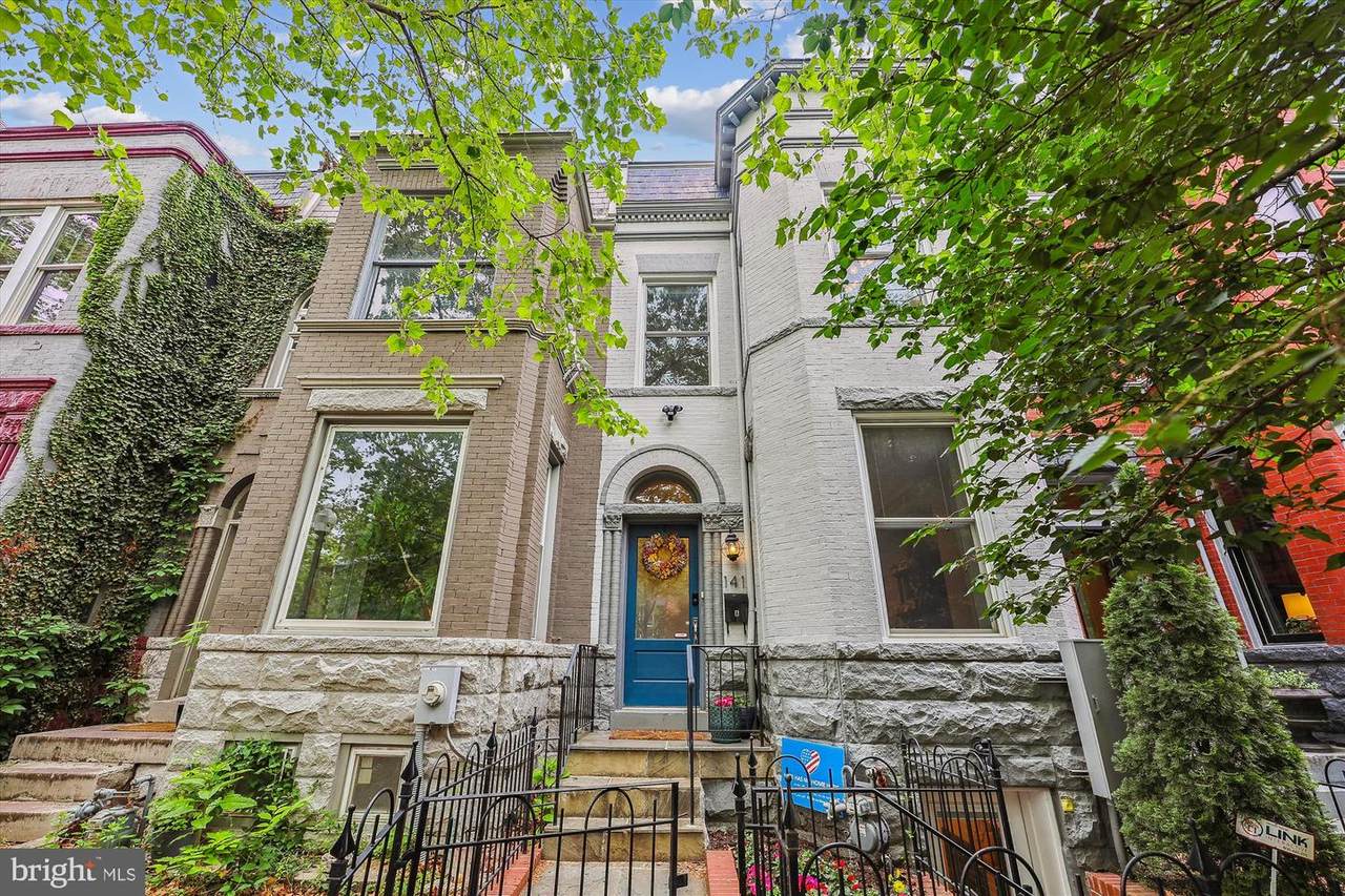 141 T Street - Photo 1