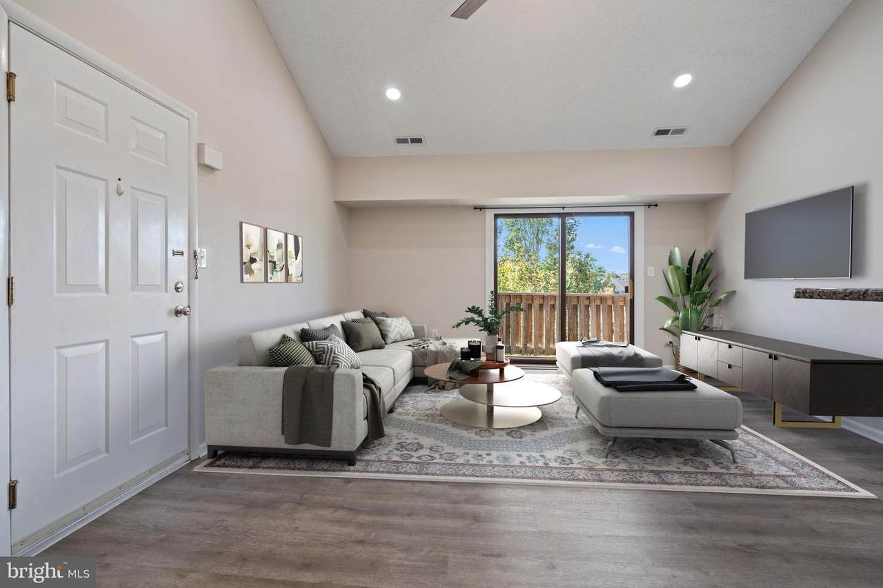 607 Ravens Crest Drive - Photo 1