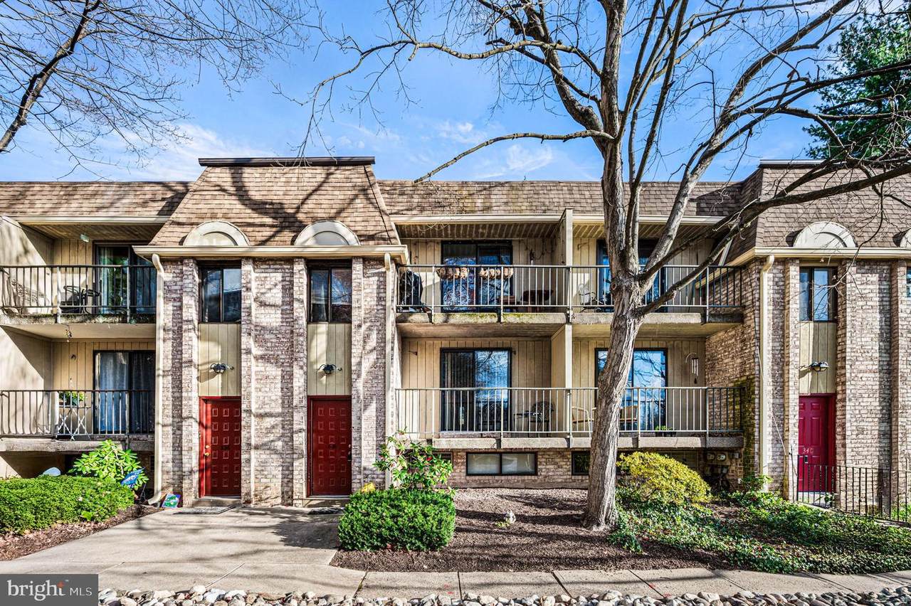 338-B Saybrook Lane - Photo 1