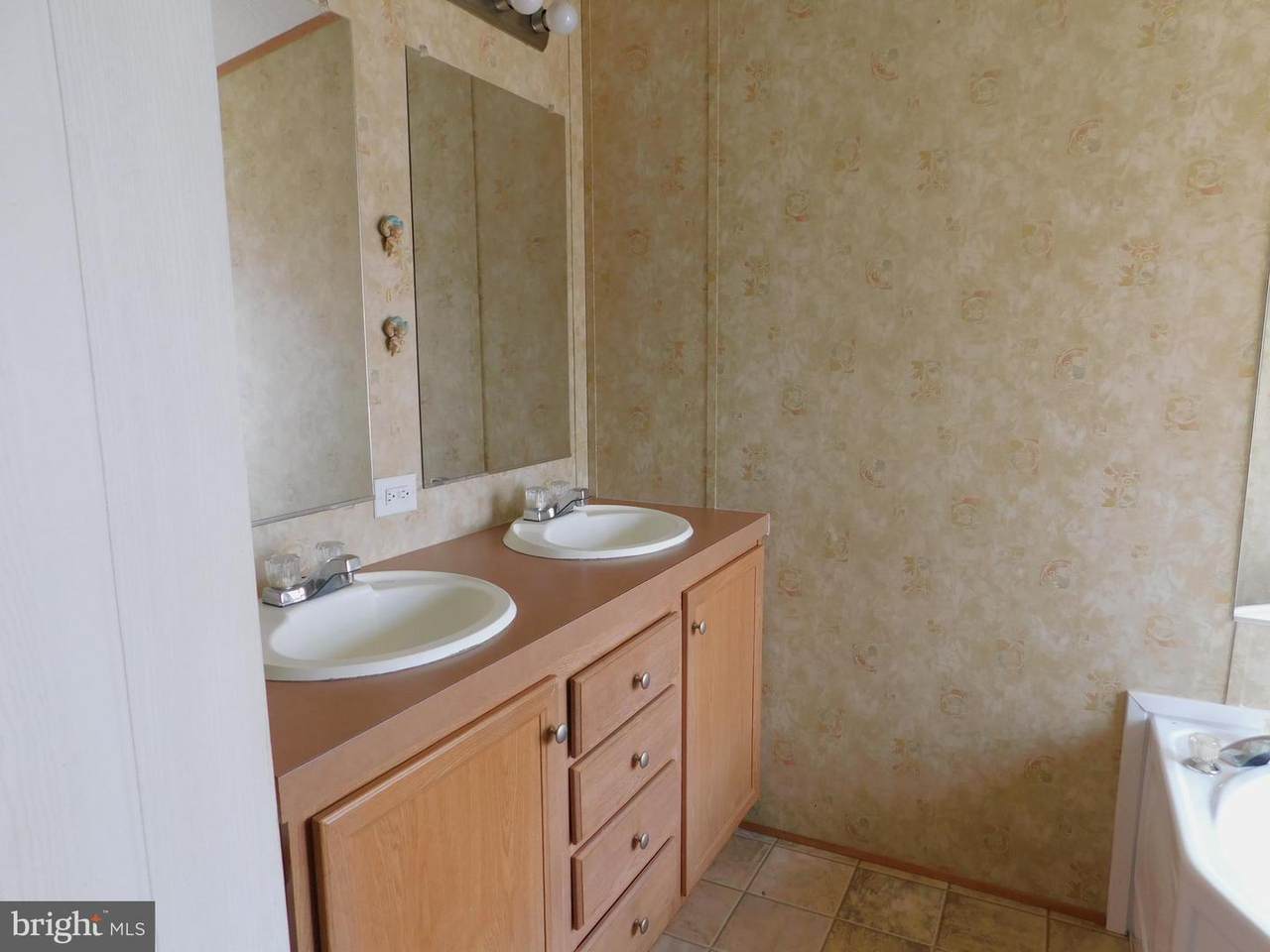 211 Michael Road - Photo 1