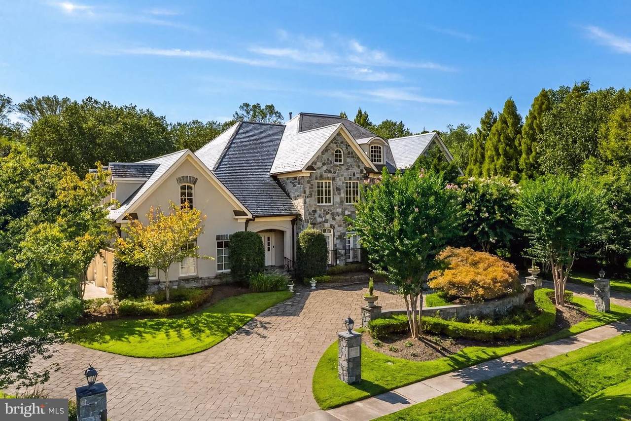 8305 Fox Haven Drive - Photo 1