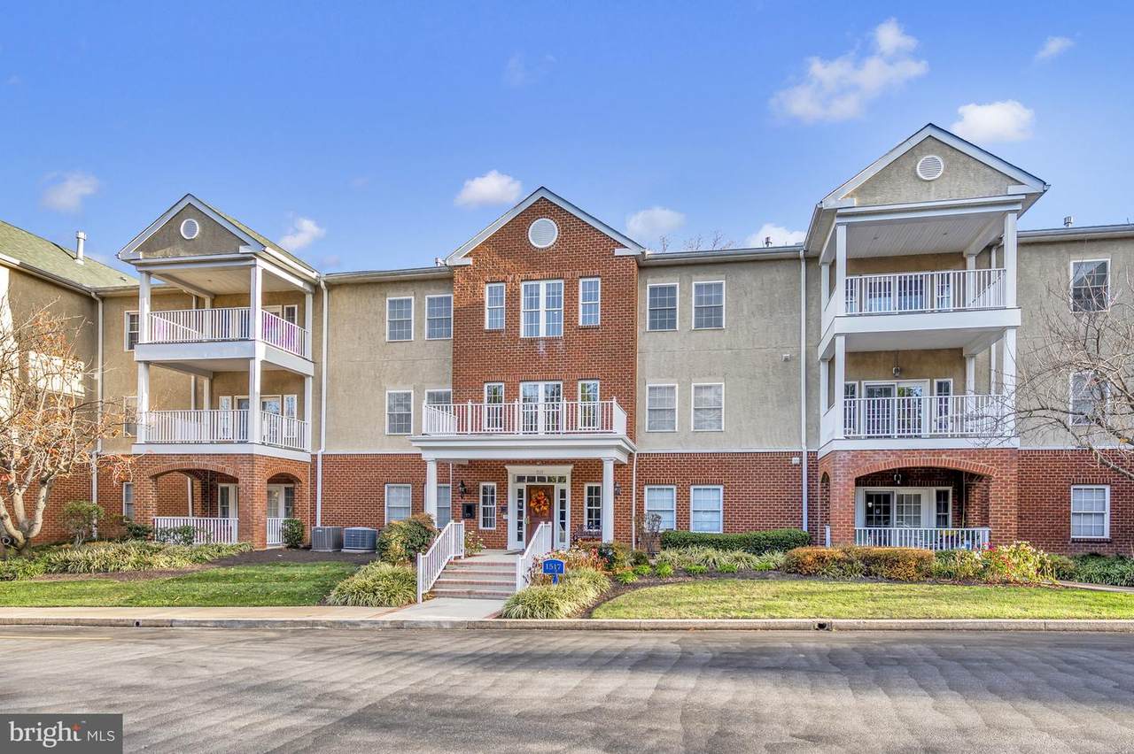 1517 Rockland Road - Photo 1