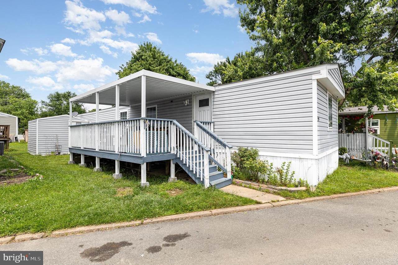 29 Renee Rd - Photo 1