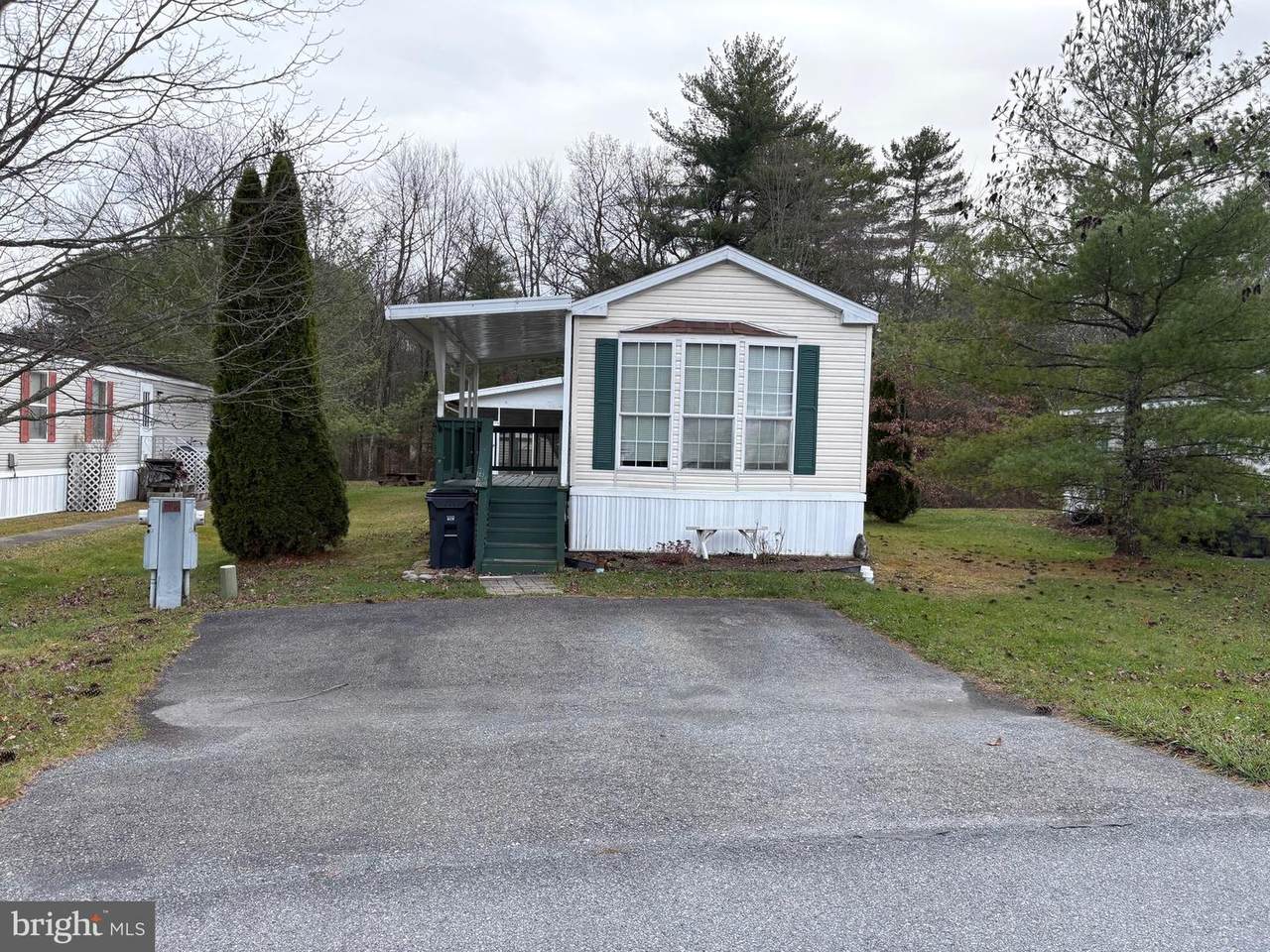 27 Spirit Court - Photo 1