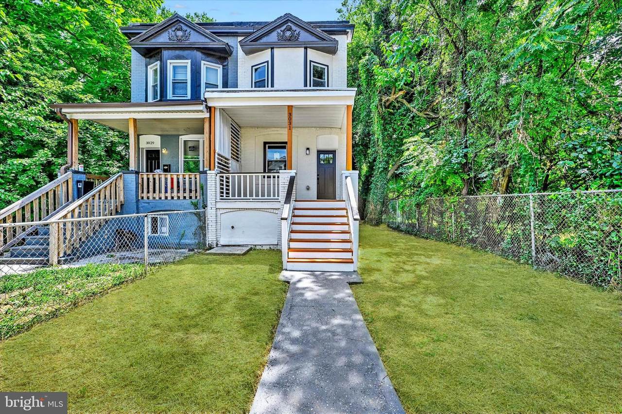 3031 Oakley Avenue - Photo 1