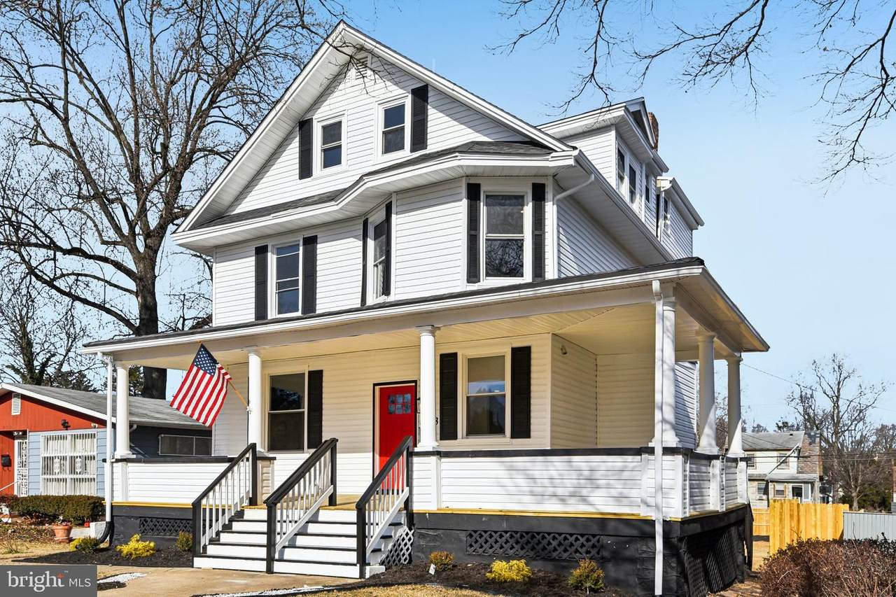 https://bt-photos.global.ssl.fastly.net/brightmls/1280_boomver_1_804323884178-2.jpg