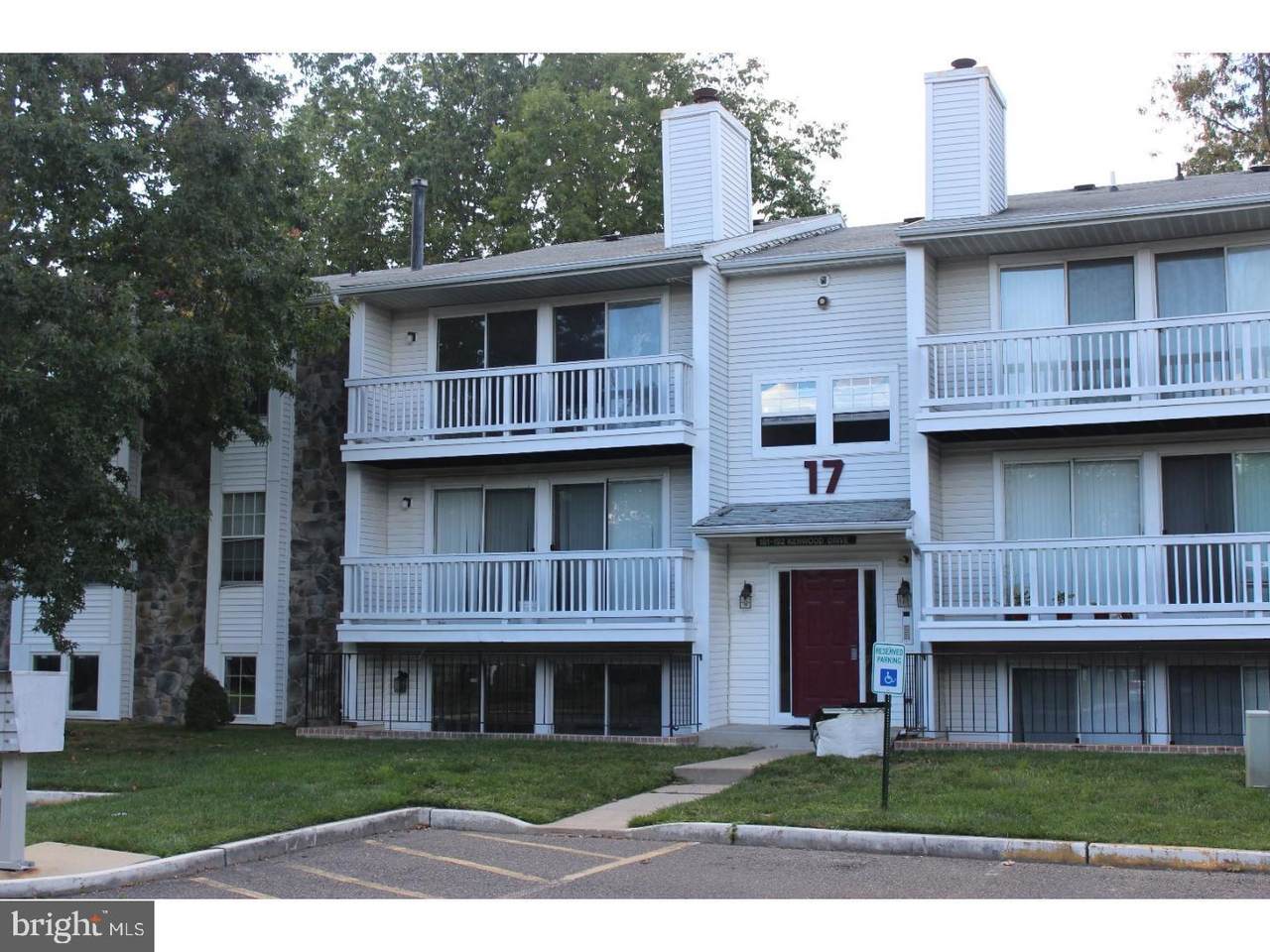 189 Kenwood Drive - Photo 1